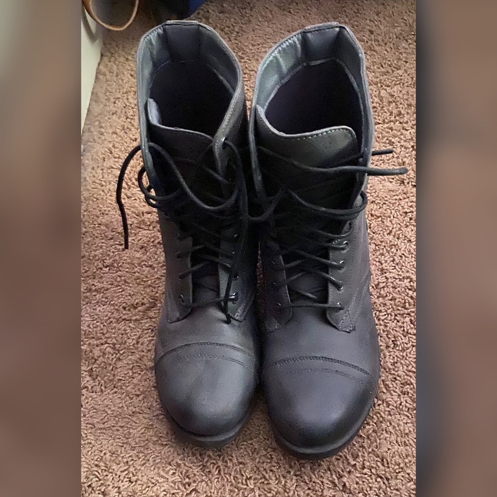 ❤️❤️Lace up black booties